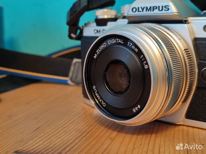 Olympus E-M10 Mark 2 + Olympus 17mm 1.8 + рюкзак