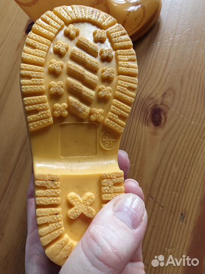 Детские резиновые сапоги 21 размер