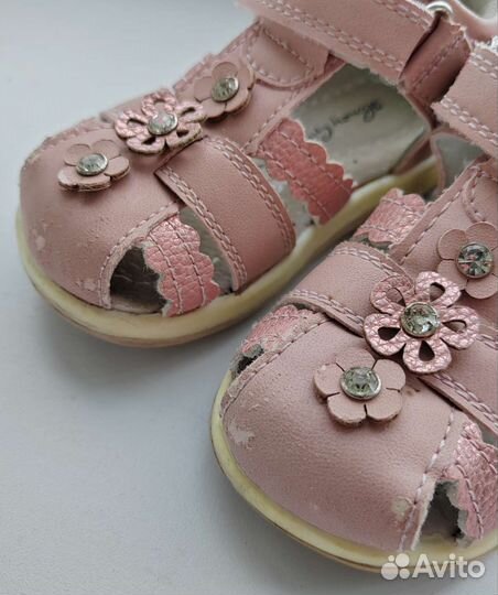 Сандали детские