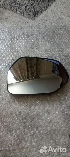 Зеркальный элемент Toyota Camry V70 87907-33180