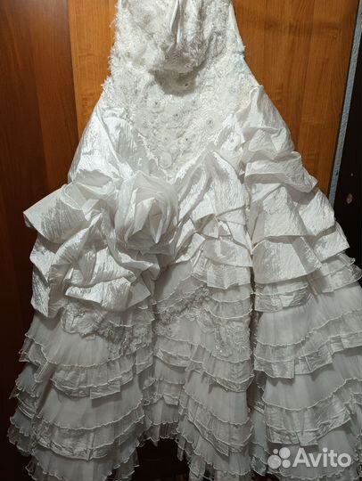 Свадебное платье 46 48 бу
