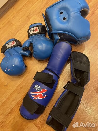 Боксерские перчатки детские