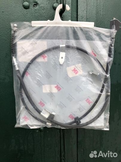 Трос ручного тормоза правый Тойота королла 2007г