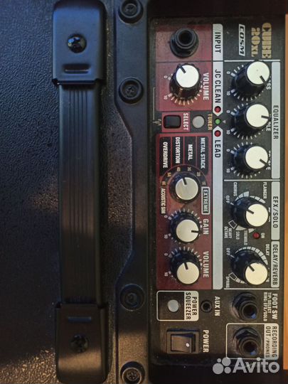 Гитарный комбоусилитель roland