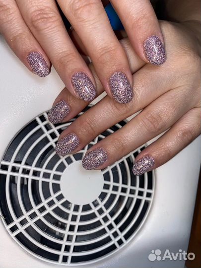 Наращивание ногтей