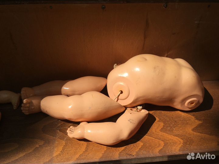 Запчасть от целлулоидной куклы для Елены