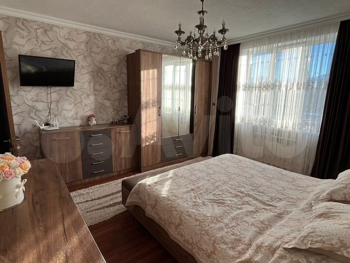 4-к. квартира, 90,8 м², 2/3 эт.