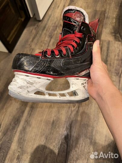 Хоккейные коньки bauer vapor 2.7