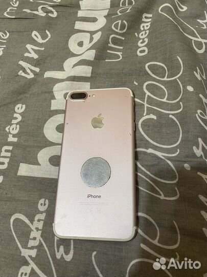 Телефон iPhone 7 plus