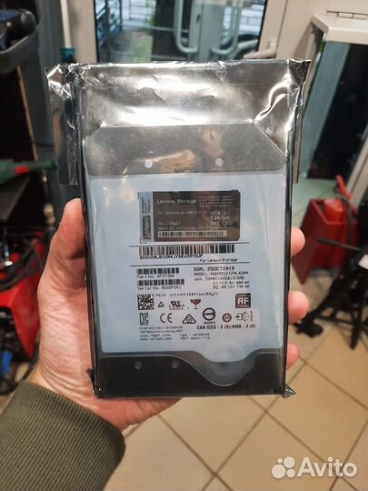 Жесткий диск Lenovo Storage 12tb