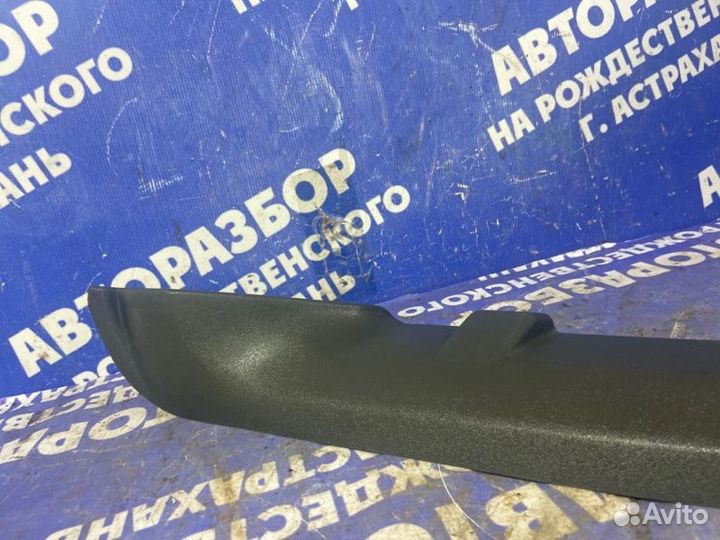 Накладка стойки. Iveco Еврокарго грузовой тягач