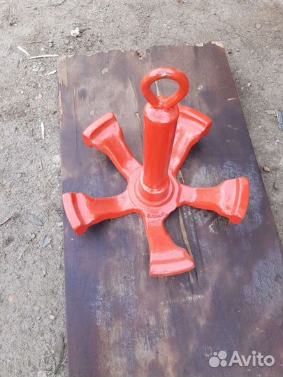 Якорь для лодки