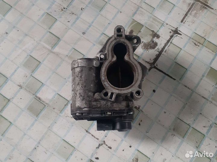 Дроссельная заслонка Renault Laguna 3 M9R