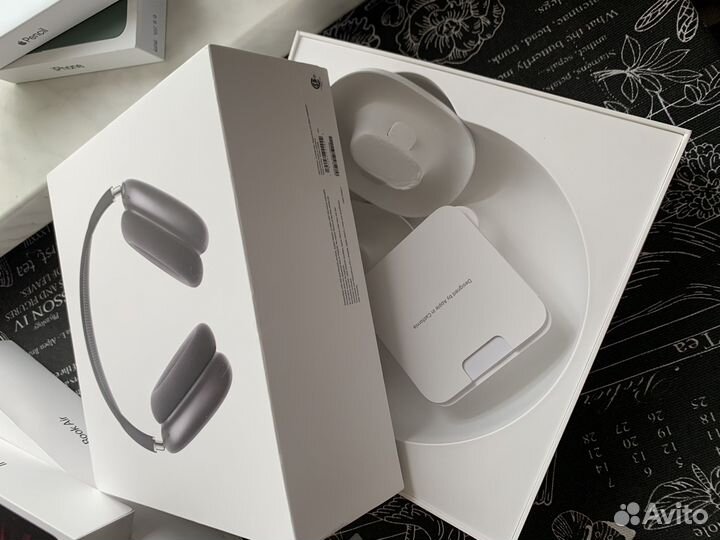 Коробки от apple оригиналы