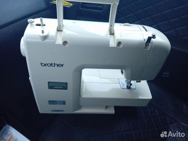 Швейная машина brother