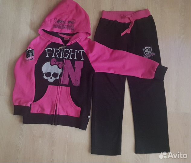 Спортивный костюм