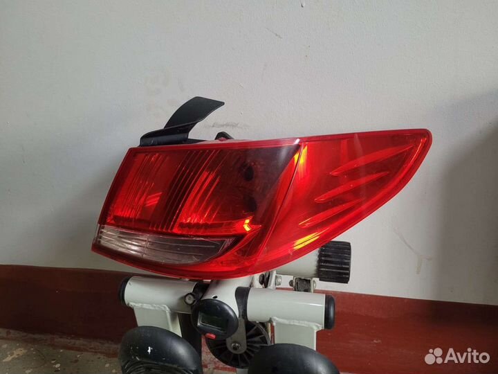 Фонарь задний Peugeot 408