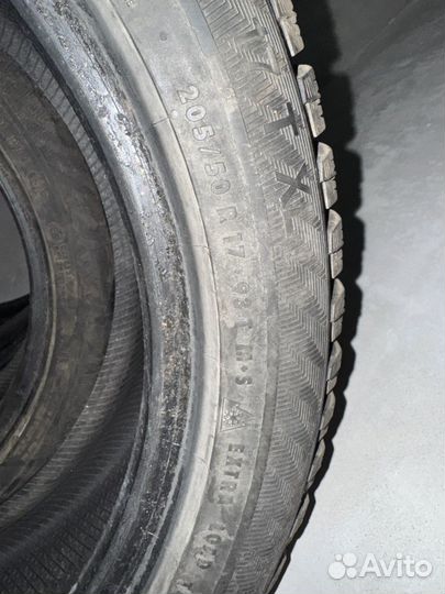 Gislaved Nord Frost 200 205/50 R17 88