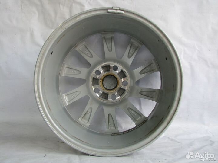 Toyota Camry V70 Диск литой R17