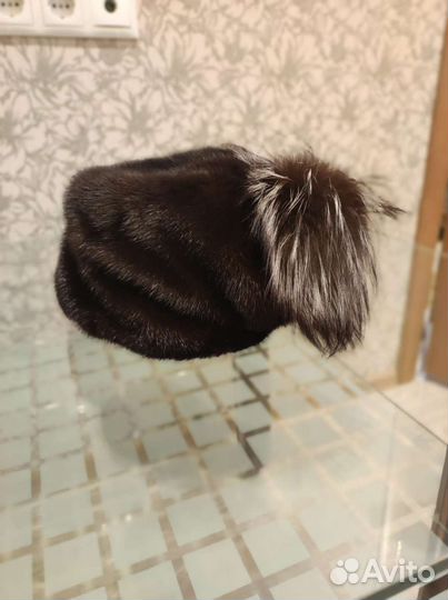 Норковая зимняя шапка женская
