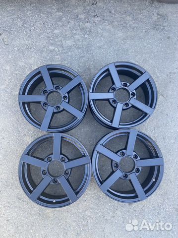 R16 5/139,7 новые матовые диски на Ниву