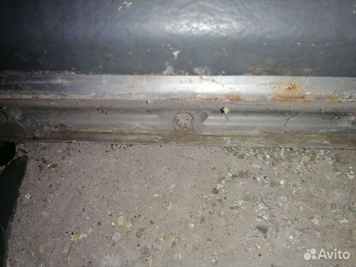 Дверь задняя правая seat toledo 1