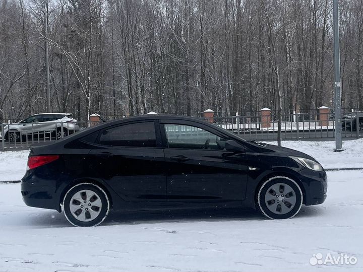 Hyundai Solaris 1.4 AT, 2013, 150 000 км