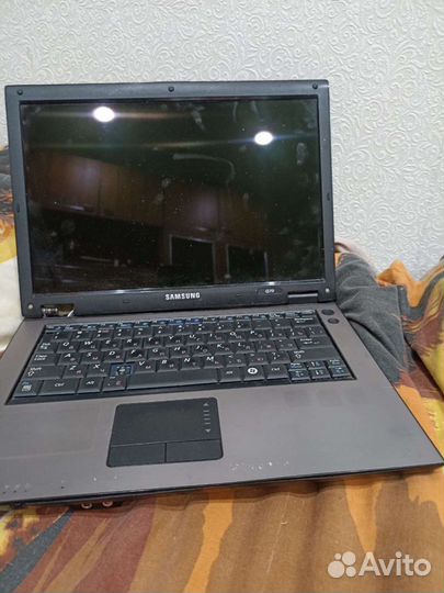 Ноутбук samsung на запчасти