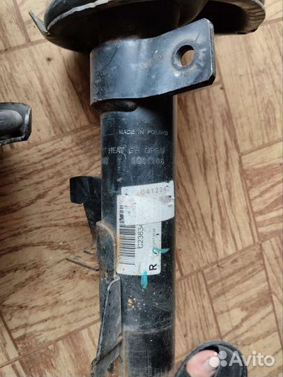 Передние стойки mazda 3