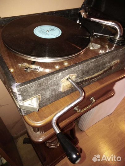 Патефон Dual Германия