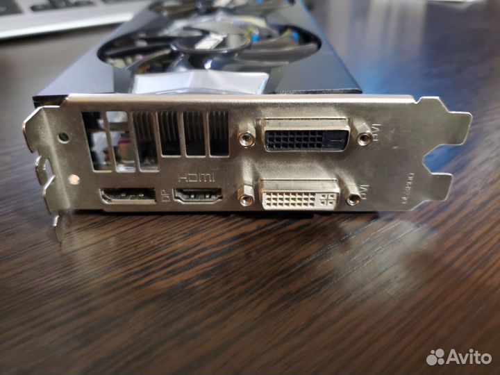 Видеокарта Radeon R9 270X 2GB