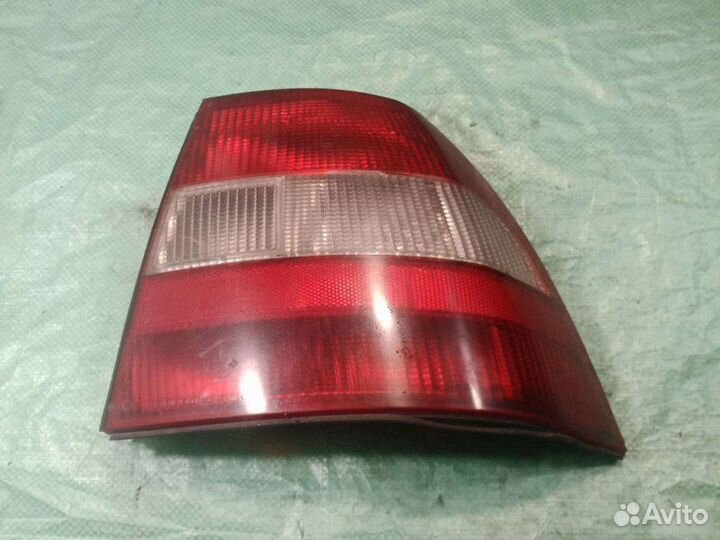 Фонарь задний правый Opel Vectra B
