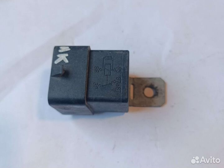 Реле понтиак 0332204171