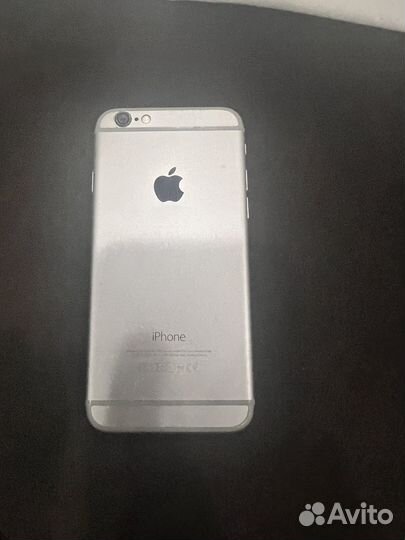Телефон iPhone 6
