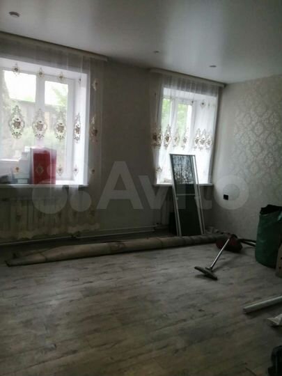 2-к. квартира, 60 м², 1/3 эт.