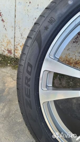 Pirelli P Zero 245/40 R20