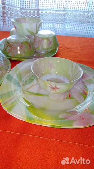 Набор столовой посуды на 6 персон