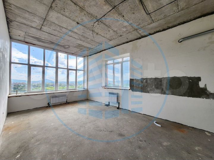 2-к. квартира, 82 м², 6/6 эт.