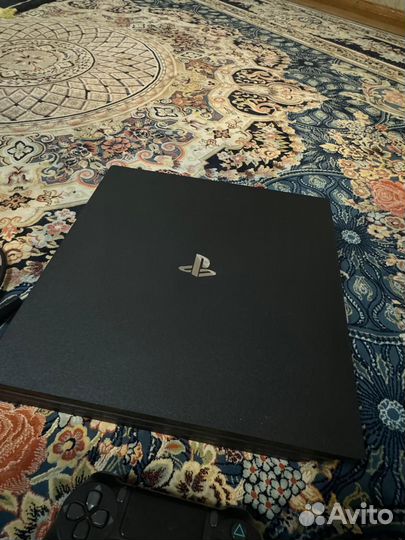 Sony PS4 pro 1tb