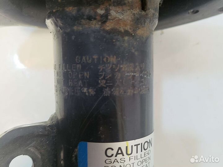 Стойка передняя правая Lexus RX4