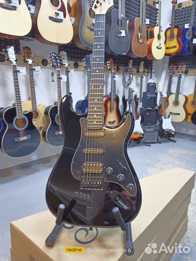 Электрогитара