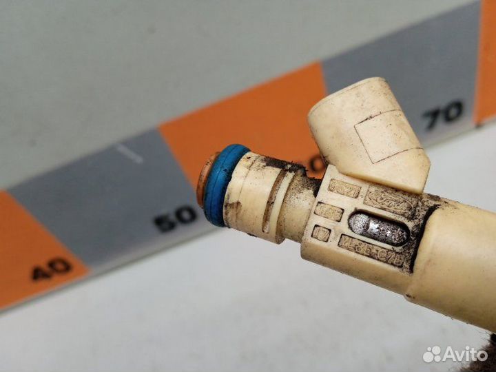 Форсунка топливная Ford Escape EPF 3.0 2001