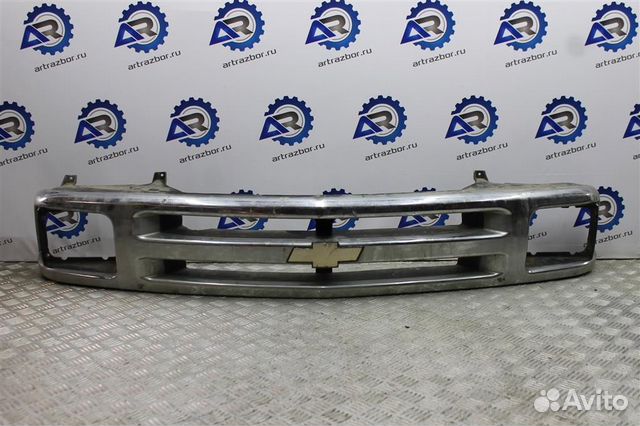 Решетка радиатора Chevrolet Blazer АКПП