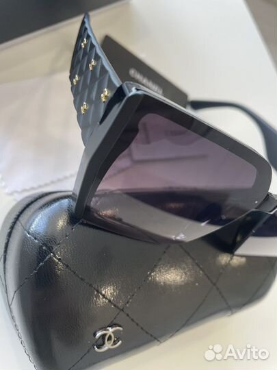 Солнечные очки chanel женские