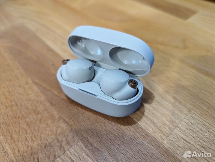 Наушники Sony WF-1000XM4