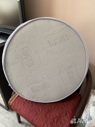 Матрац Nuovita круглый 65*65 с наматрасником