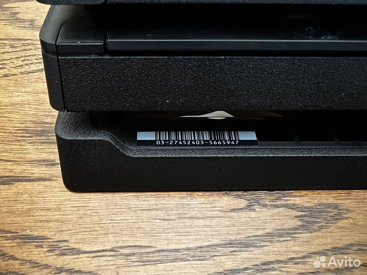 Sony playstation 4 pro 1tb