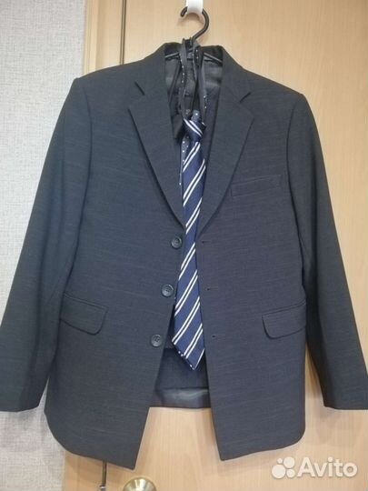 Костюм тройка на мальчика