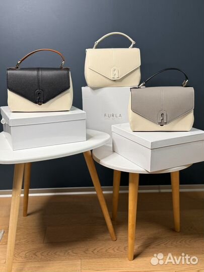 Сумка Furla оригинал белая