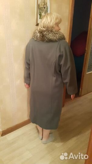 Шерстяное пальто с натуральным мехом